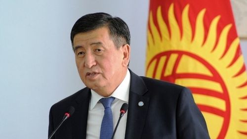 Criza din Kârgâzstan: Preşedintele Jeenbekov îşi consolidează controlul asupra puterii/ Fostul preşedinte Atambayev, retrimis în închisoare