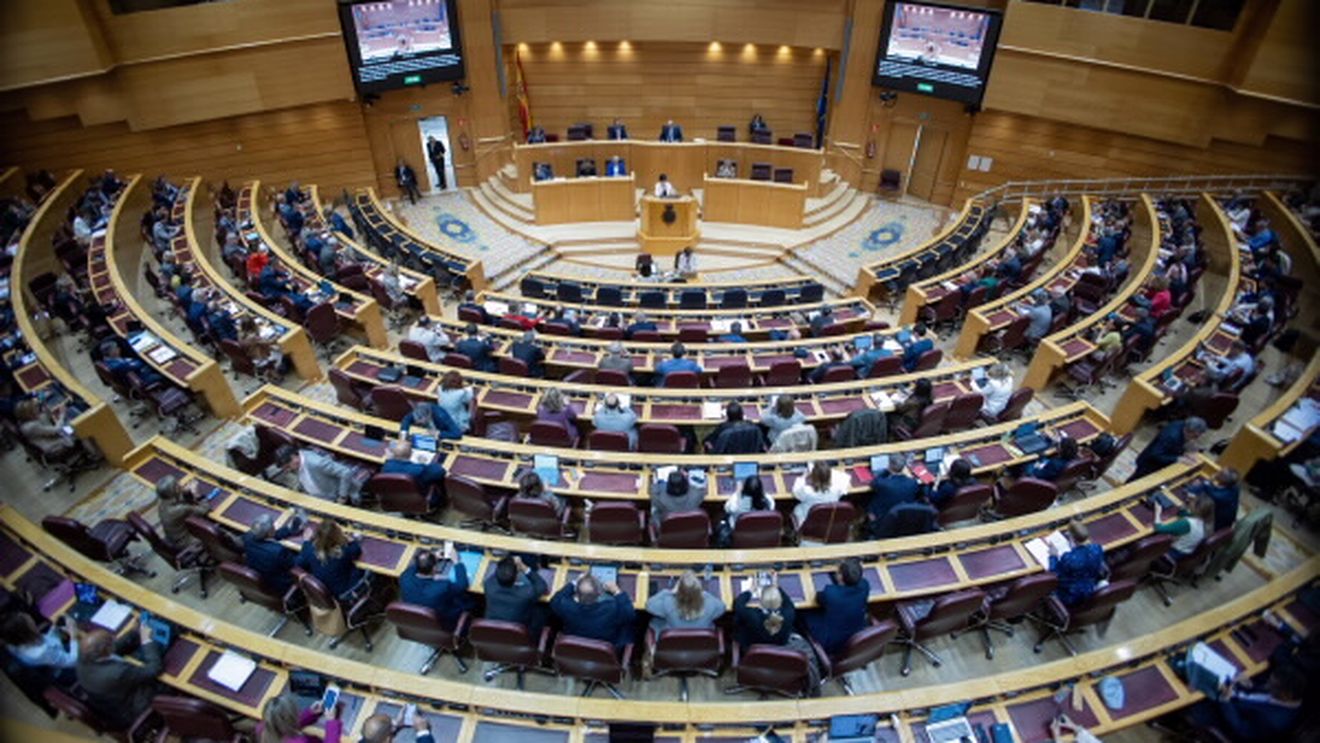 Senatul Spaniei votează împotriva legii privind amnistia și întoarce proiectul la Congresul Deputaților pentru aprobarea finală. Principalul beneficiar al legii ar fi liderul separatist catalan Carles Puigdemont