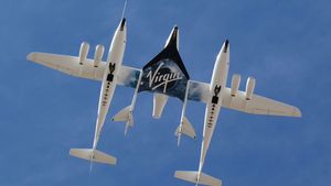 Nava spațială a companiei Virgin Galactic, blocată la sol / Autoritățile americane au deschis o anchetă după un incident apărut în timpul zborului miliardarului Richard Branson