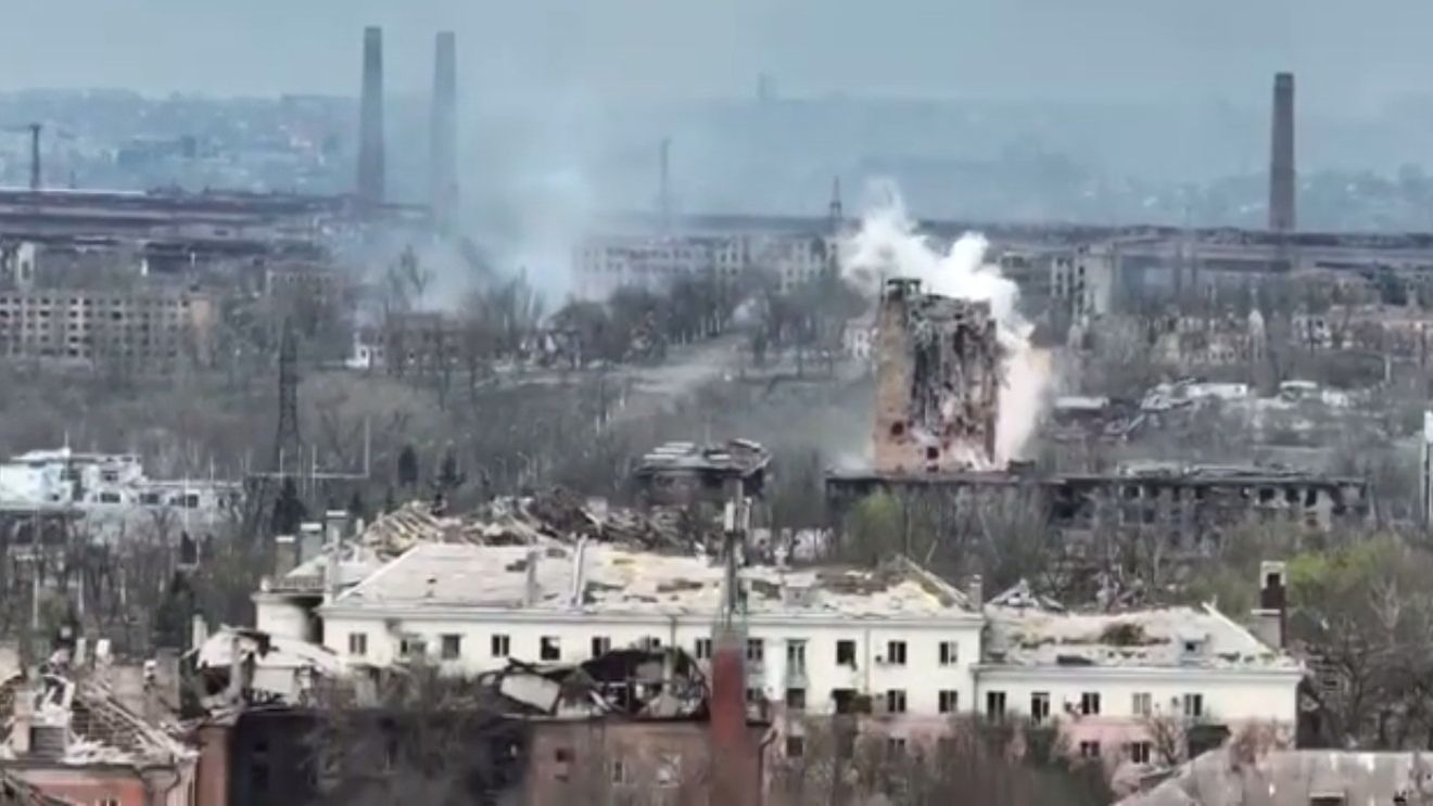 Moscova afirmă că a luat prizonieri 265 de luptători ucraineni din uzina Azovstal