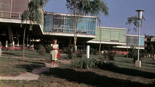 Uniunea Arhitecților pregătește o expoziție despre “Litoralul românesc în perioada 1955 – 1990”: "Vă invităm să participați la acest proiect cu amintiri pe care le dețineti"