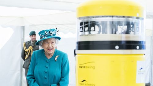 Serviciul public de sănătate din Marea Britanie, decorat de Regina Elisabeta a II-a cu cea mai înaltă distincție civilă