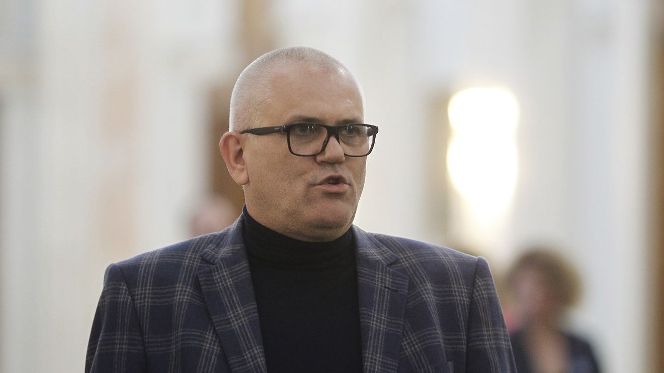 Rise Project: Marius Pieleanu părăsește SNSPA, în urma scandalului privind acuzațiile de hărțuire sexuală: „De mâine voi răspunde doar în calitate de persoană fizică” / Sociologul respinge acuzațiile de abuzuri și gesturi cu tentă sexuală și reclamă un „linșaj mediatic”