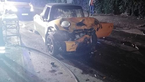 Cinci persoane au fost grav rănite într-un accident pe centura municipiului Galaţi. Cele două autoturisme implicate au fost distruse