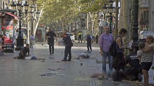 Spania comemorează cinci ani de la atentatele jihadiste din Catalonia. Un moment de reculegere la Barcelona, perturbat de o mână de manifestanţi separatişti care pretind că statul spaniol se află în spatele atacurilor