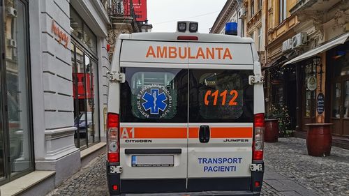 Arafat: Reorganizarea serviciului de Ambulanţă vizează comasarea serviciilor din mai multe judeţe la nivel teritorial