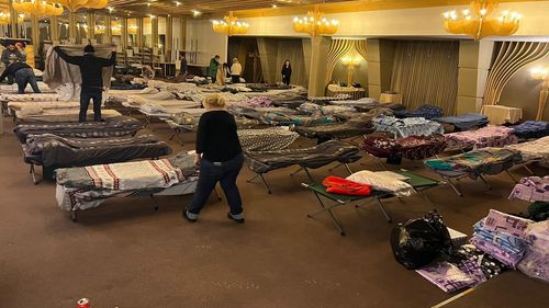 Refugiaţii din Ucraina vor putea fi cazaţi în pavilionul central de la Romexpo. Vor fi amplasate 2.000 de paturi și 150 de mese