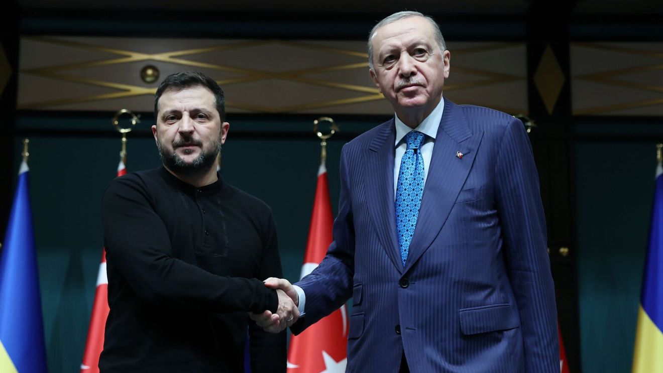 Erdogan, după vizita lui Zelenski la Ankara: ”Dragul meu prieten Zelenski / Sprijin ferm al Turciei pentru integritatea teritorială, suveranitatea și independența Ucrainei” / Erdogan propune să fie gazdă a negocierilor de pace