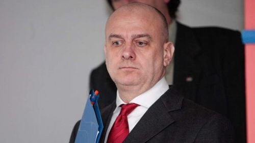 Liderul BNS, Dumitru Costin: Pe sub uşi, am aflat că intenţia viitorului Guvern este să îngheţe salariul minim pe economie la valoarea din 2020