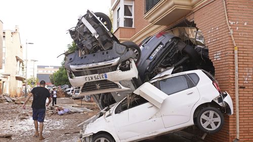 Spania introduce concediul plătit în caz de ”urgenţă climatică” pentru a fi evitate deplasările în situații de urgență / Decizia, la o lună după ce inundațiile au provocat moartea a cel puțin 224 de oameni