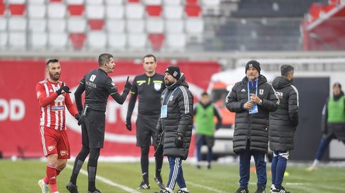 FCU Craiova, după scandările xenofobe care au dus la suspendarea meciului cu Sepsi Sf. Gheorghe: Clubul nostru nu are nicio implicare în organizarea acestui meci