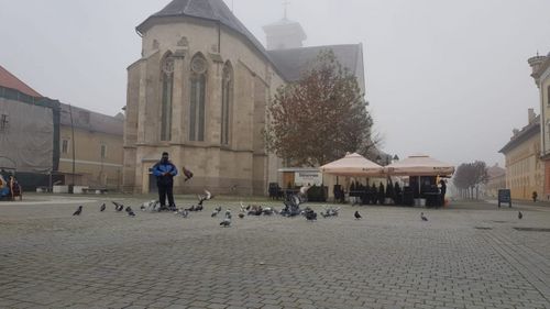 Restaurantele din Alba Iulia se închid din nou, la interior. Incidența duce orașul în scenariul roșu și în ceea ce privește redeschiderea școlilor cu prezență fizică