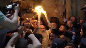 Biserica Sfântului Mormânt din Ierusalim a fost redeschisă: credincioşii vor putea participa la ceremonia primirii Sfintei Lumini