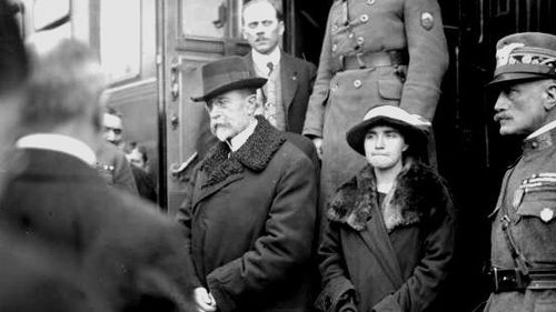Cehii așteaptă cu sufletul la gură deschiderea unei scrisori misterioase sigilate timp de 20 de ani. Ar putea fi ultimele cuvinte ale părintelui fondator al Cehiei moderne
