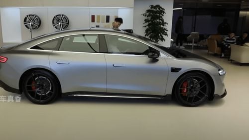 Chery Auto a început livrările în masă de sedanuri electrice Luxeed S7, dezvoltate împreună cu Huawei