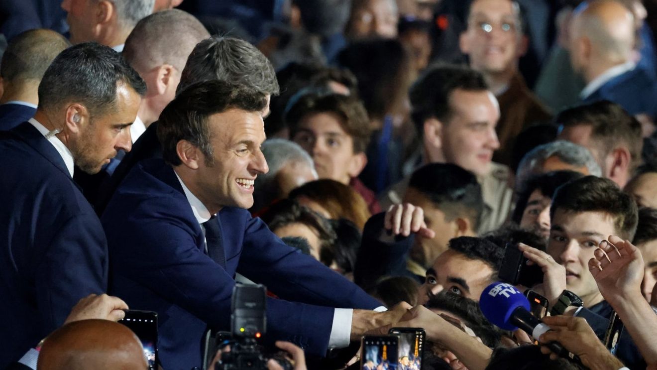 Victoria în imagini. Emmanuel Macron sărbătorește câștigarea celui de-al doilea mandat de președinte al Franței