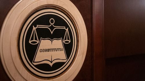 IICCMER atacă la Curtea Constituțională decizia Parchetului de clasare a dosarului privind crimele regimului comunist la Spitalul pentru Copii Neuropsihici de la Siret