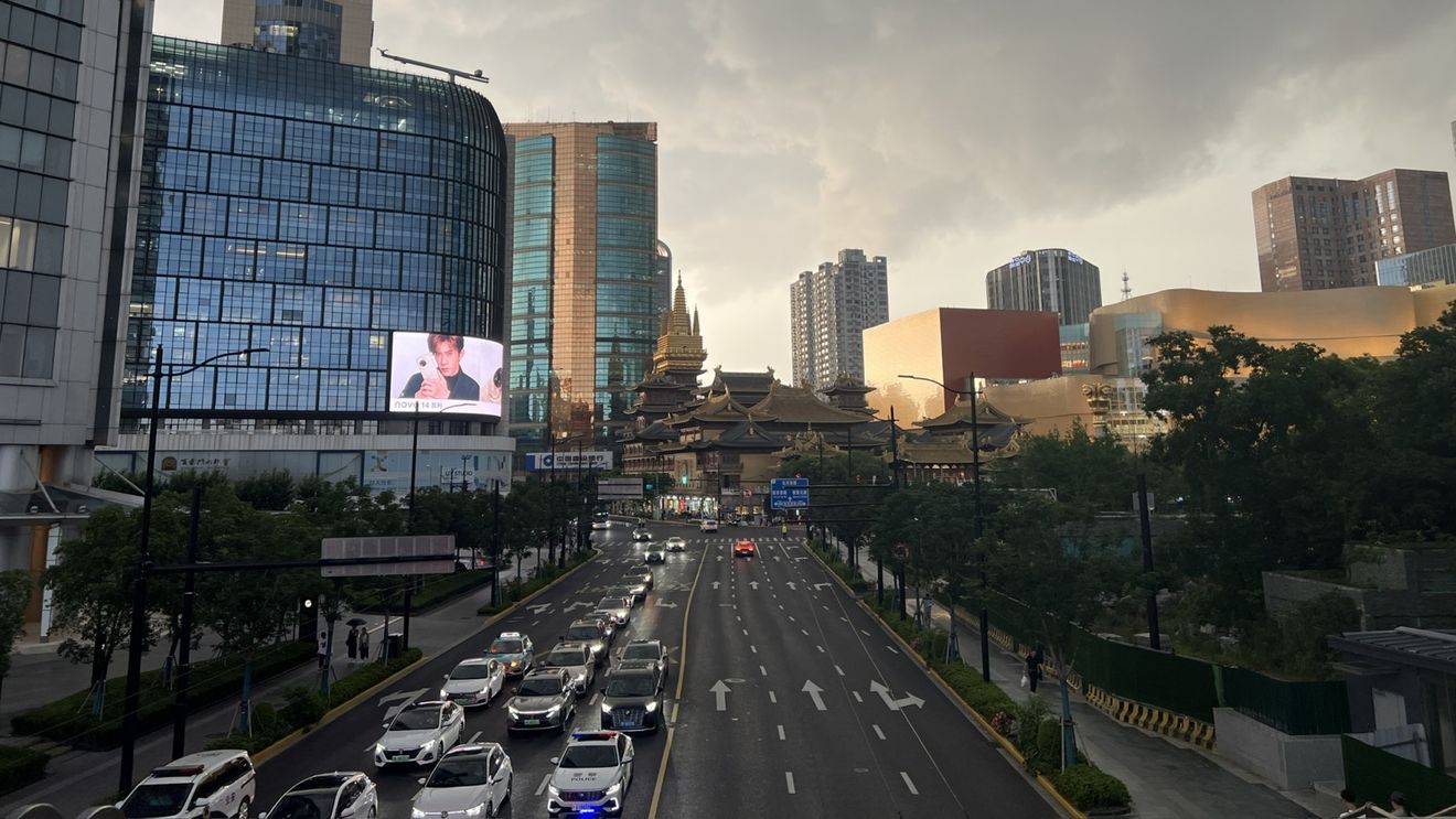 Xi Jinping anunță că China va reduce emisiile de gaze cu efect de seră cu 7-10% până în 2035