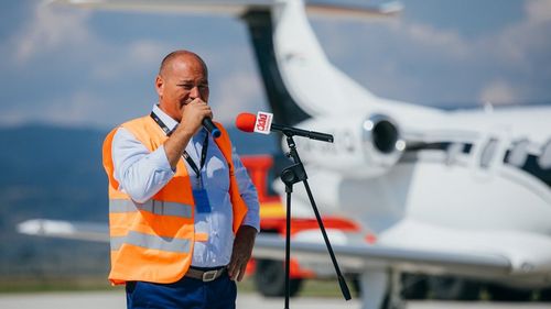 Cine este omul de afaceri care a construit prima rampă aeriană spre Budapesta, din Ținutul Secuiesc / Localnic din Remetea, în primii 60 de milionari din Ungaria / Unul din oamenii de afaceri preferați ai guvernului Orbán