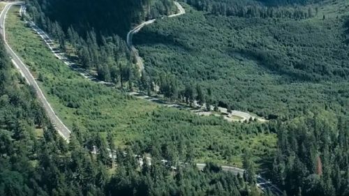 Popas amenajat de silvicultori, pe Drumul Talienilor, locul morții lui Nechifor Lipan din romanul ”Baltagul” / Drumul de 55 de kilometri a fost reabilitat