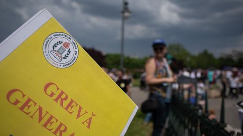 Liderii sindicaliștilor din educație după întâlnirea cu Ministrul Muncii: Protestul de marți se ține / Ministrul Muncii va prezenta în coaliție soluțiile propuse de noi și apoi așteptăm răspunsul