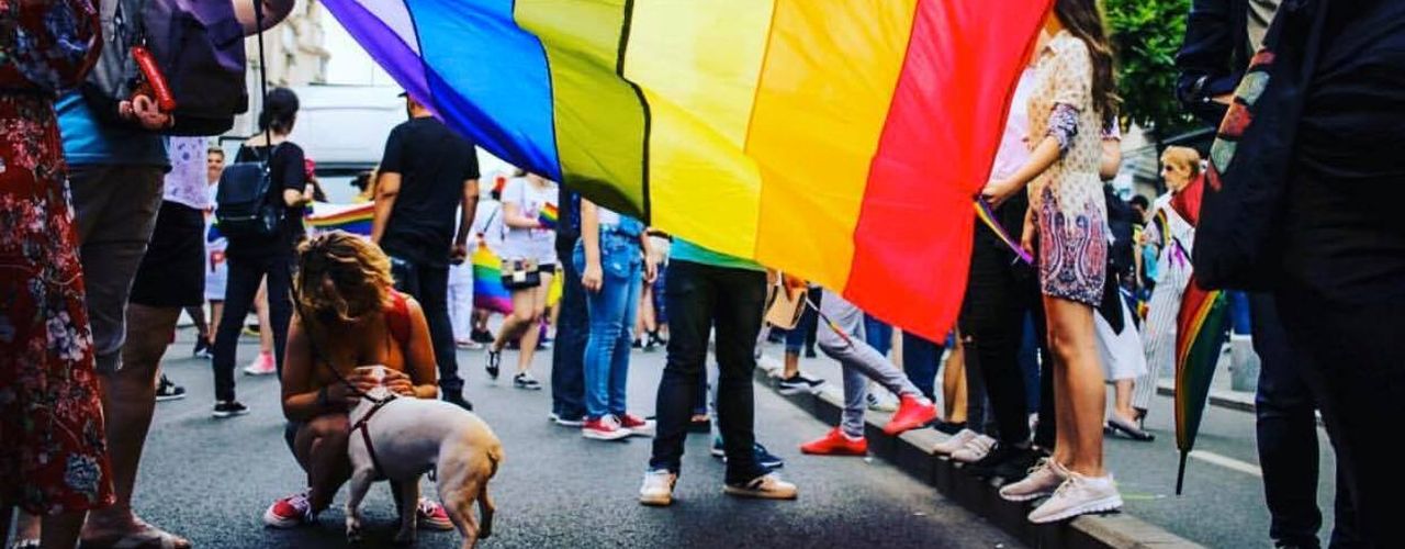 Iubire pentru toți: Mesajul comun al liderilor religioși din Bihor înainte de Oradea Pride / Gest de susținere și din partea primarilor din Budapesta și Paris / Marșul va fi organizat sâmbătă, deși nu a fost aprobat de către Primăria Oradea
