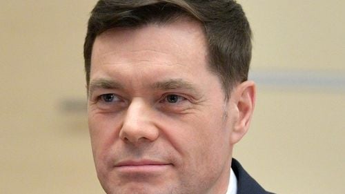 Germania anchetează transferul acțiunilor deținute de oligarhul rus Mordashov la TUI către o firmă controlată de soția sa