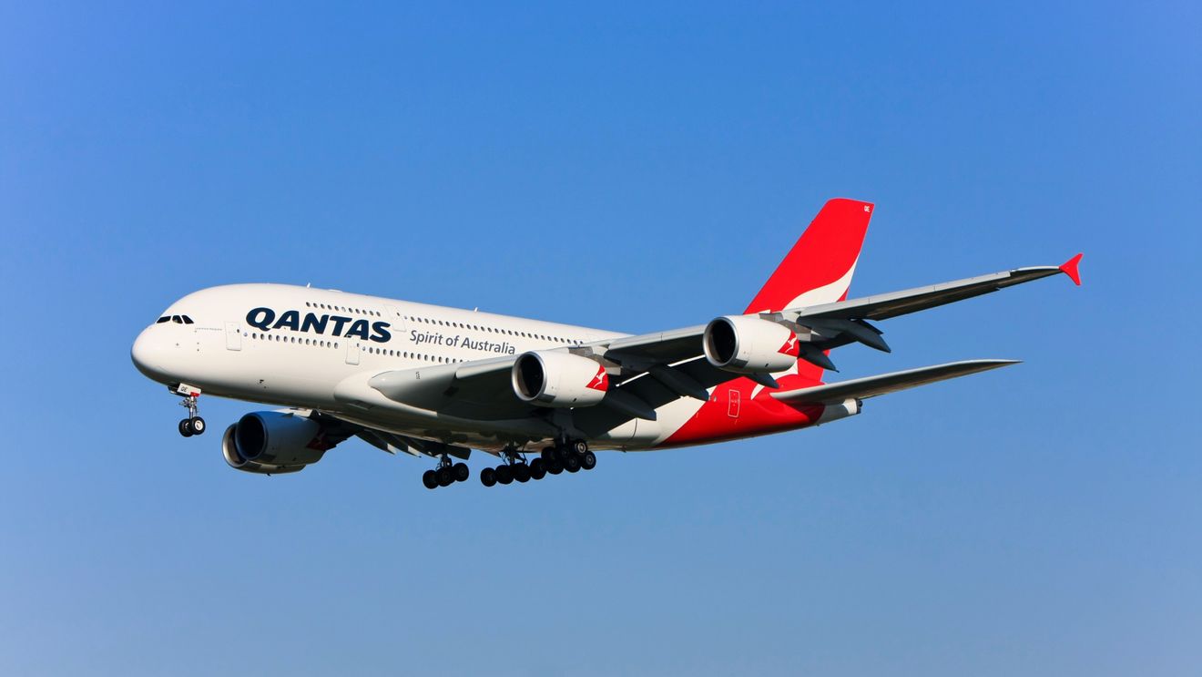 „Prea frumos ca să fie adevărat": Din cauza unei erori, 300 de călători au cumpărat bilete de avion dus-întors din Australia spre SUA cu o reducere de 85% / Biletul costa în mod normal 19.000 de dolari