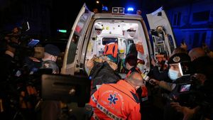 Emanuel Ungureanu (USR PLUS): Ce se întâmplă acum la Spitalul Foișor este inacceptabil / Măsura trebuia explicată înainte și asumată împreună cu managerul și personalul medico-sanitar