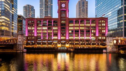 Povestea dorului spusă prin lumină a ajuns în Statele Unite ale Americii: “Mesajul e cumva un activator de sentimente” (PARTENERIAT)