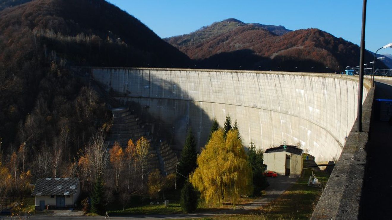 Analiza unui dezastru anunțat. Care sunt greșelile umane care au lăsat Prahova fără apă și România fără energie - Asociația Energia Inteligentă