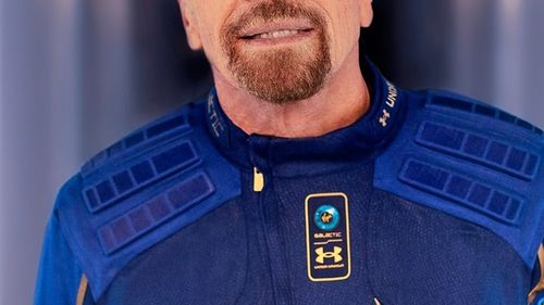 VIDEO Miliardarul Sir Richard Branson a zburat până la granița atmosferei terestre. 600 de persoane s-au înscris deja pentru o cursă ce costă până la 250.000 de dolari