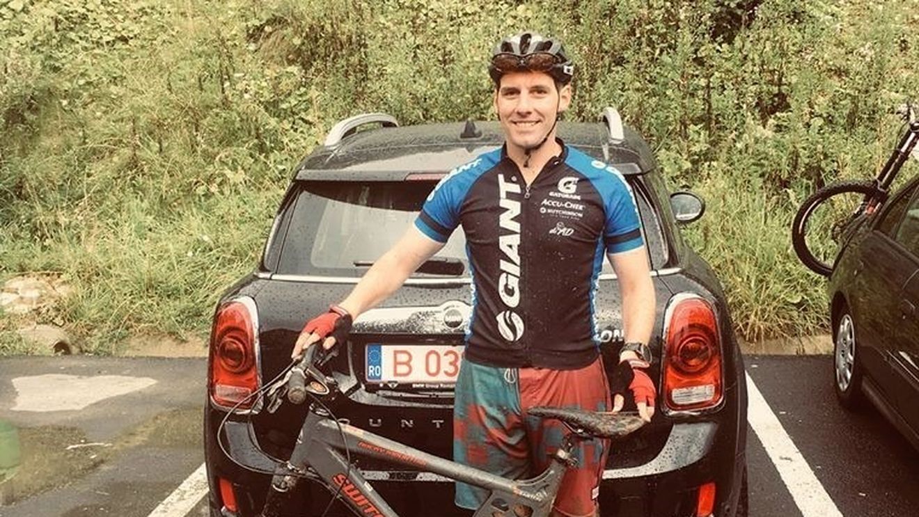 Fostul principe Nicolae a rămas fără permis de conducere după ce a condus cu 112 kilometri la oră în localitate