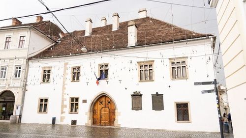 Casa natală a lui Matei Corvin din centrul municipiului Cluj-Napoca ar putea fi restaurată de Ministerul Dezvoltării