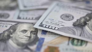 De ce industria modei (în mare parte) urăște un dolar slab