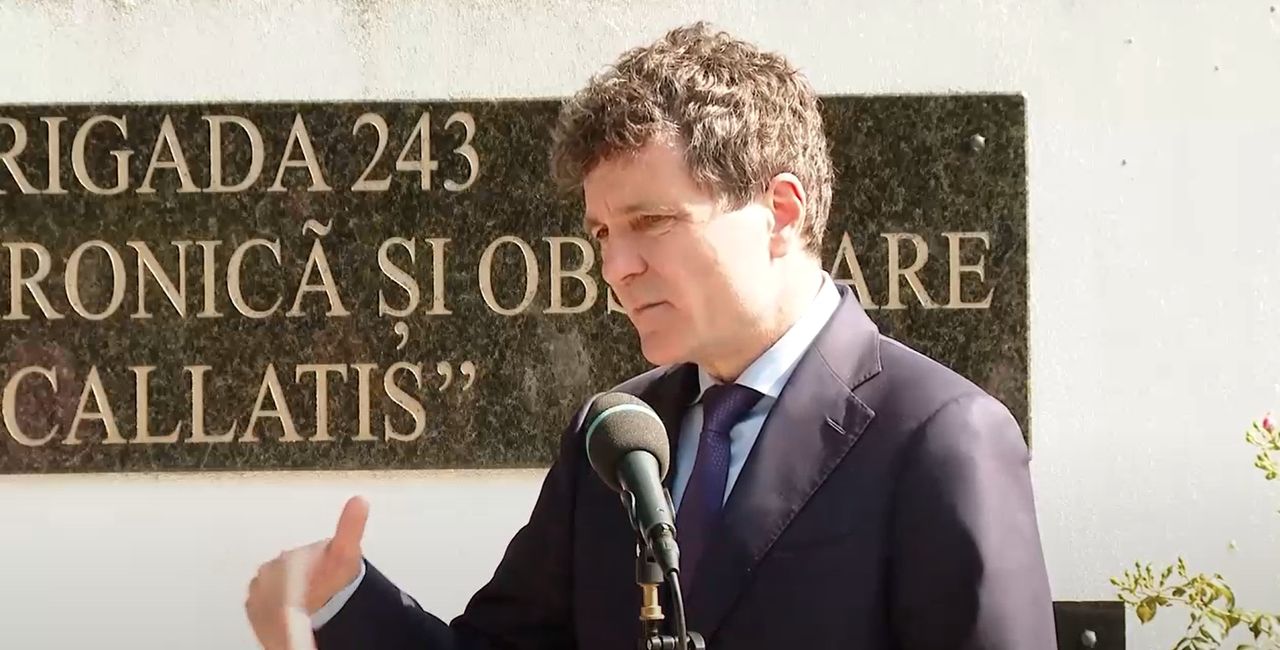 Live Nicușor Dan, la Constanța: Vom afla cum au ajuns dronele în Port în 7-10 zile / Nava pe care o urmăreau nu era din flota fantomă a Rusiei / Sunt relativ mulțumit de cum au reacționat autoritățile / De ce nu am văzut dronele venind: E tehnologie nouă