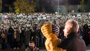 Buletin de București: Pelerinaj-mamut, „la secret“ / Primăria lui Florentin Pandele plătește aproape un milion de lei pentru a duce 8.000 de pelerini la Sfânta Parascheva 