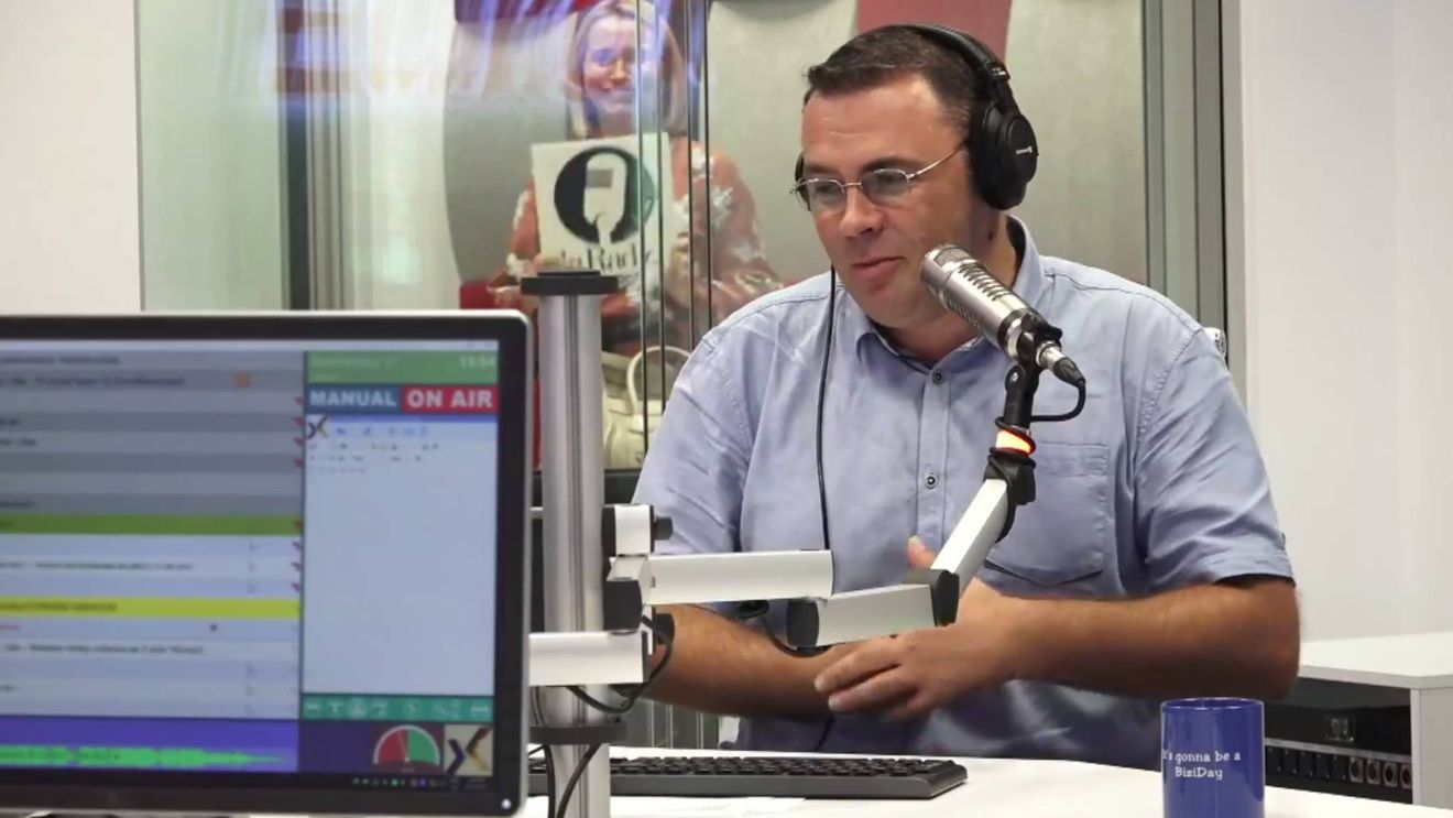 Europa FM îi provoacă la dezbatere moderată de Moise Guran pe candidații la președinție