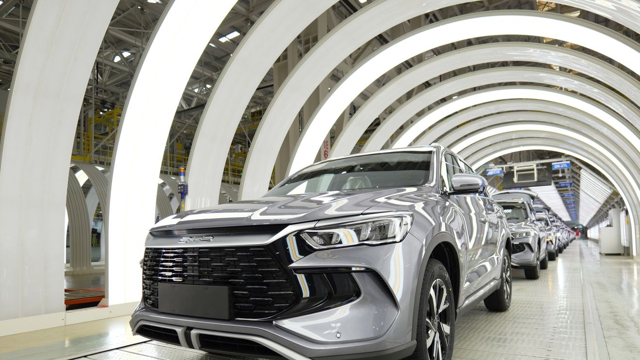 Gigantul chinez BYD anunță un profit record pentru 2024, superior Tesla