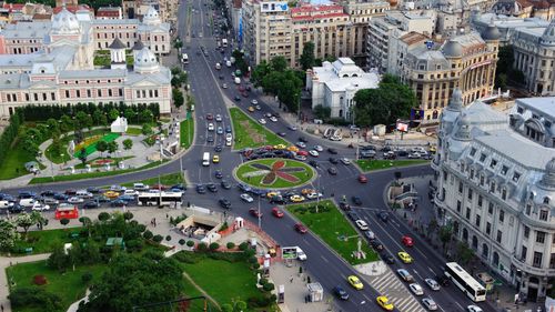 Bugetul Capitalei pe 2025, adoptat cu amendamente și suplimentat cu aproape 600 milioane de lei. În aceeași sedință, surplus de 34 de proiecte pentru sectoarele 1-6 conduse de primarii partidelor PSD-PNL-PUSL reprezentate în consiliu