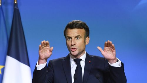 Macron: Europenii nu trebuie să-și „delege pentru totdeauna securitatea” americanilor