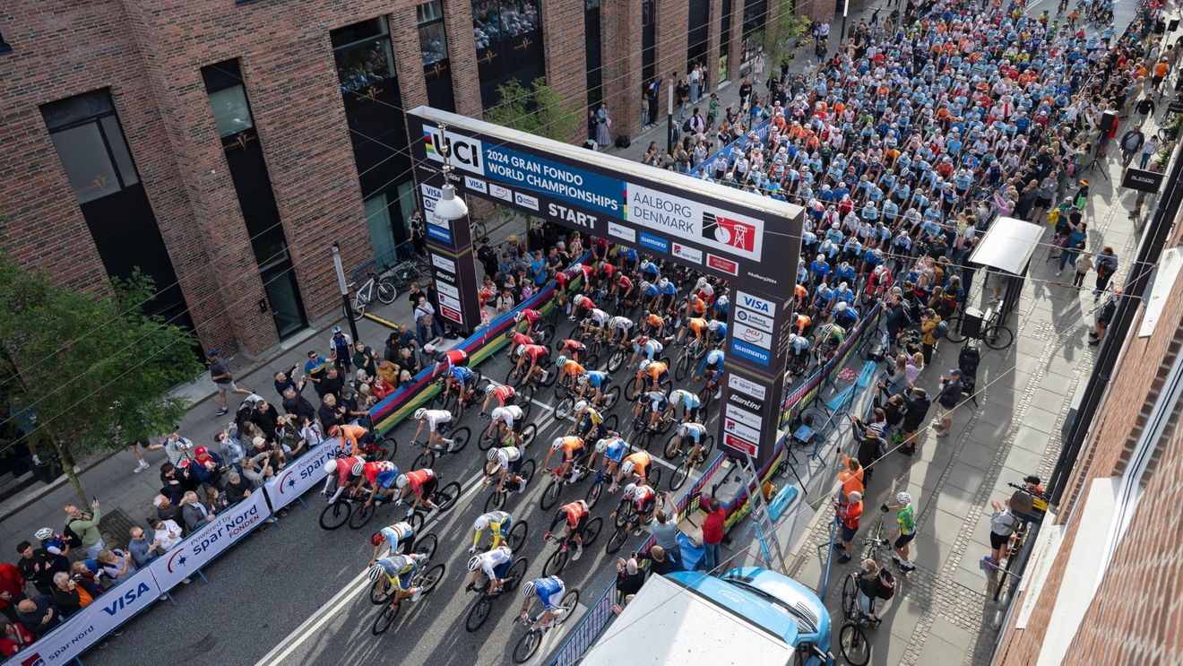 Uniunea Ciclistă Internațională interzice cicliștilor să inhaleze monoxid de carbon / Acest gaz era folosit pentru a măsura parametrii sanguini esențiali ai sportivilor
