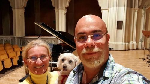 Câinele și stăpânul său din Bihor au intrat în Cartea Recordurilor. Kira are patru diplome Guinness pentru că și-a ajutat proprietarul să-și depășească limitele