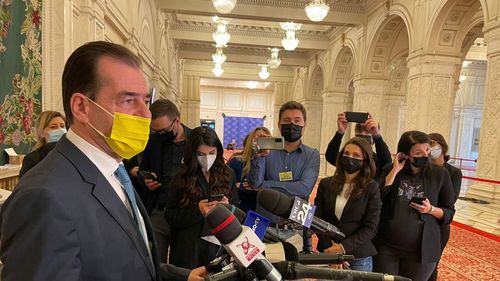 Orban, despre desemnarea lui Cioloș de către Iohannis: Este mai degrabă o cacealma, are ca efect prelungirea crizei / Cioloș nu are nici o șansă să formeze majoritate