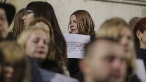 Modificare cu dedicație pentru Alexandra Lăncrănjan, procurorul care anchetează dosarul Tel Drum? Condiția de vechime, crescută de la opt la zece ani fără nici o justificare