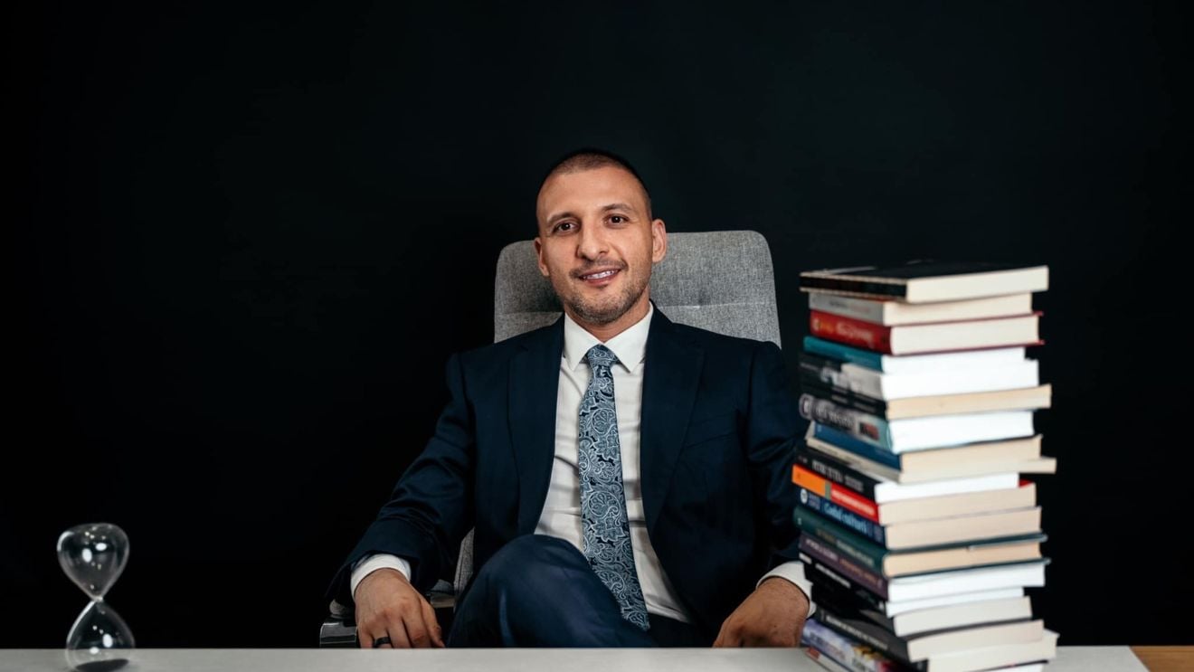 VIDEO Antreprenorul Ștefan Mandachi își retrage sprijinul declarat anterior pentru candidatul pro-rus Călin Georgescu: „Nu rezonez sub nicio formă cu viziunea despre NATO, despre UE”/ Analistul financiar Iancu Guda s-a retras dintr-un program de mentorat pentru antreprenori derulat cu Mandachi