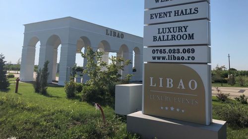 VIDEO Aroganța verii. Petrecere cu muzică dată la maxim în prezența poliției / Zeci de apeluri la 112 n-au reușit să oprească un chef cu lăutari care a ținut trează o localitate de lângă București până la trei dimineața / Statul, zero autoritate / Reacția organizatorilor