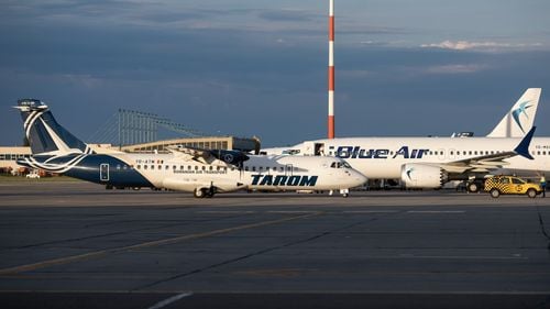 2 milioane de euro are de achitat Taromul pasagerilor care au rămas blocați în aeroporturi, după greva mascată a piloților, de luni