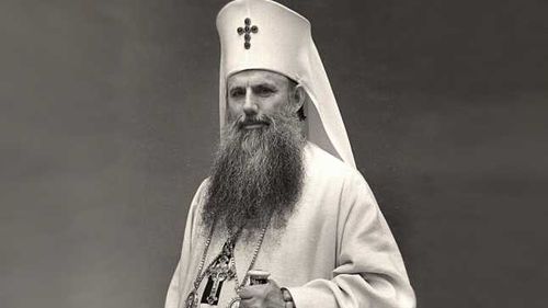 Adevărul: Biografia necenzurată a „Patriarhului Roşu“. Averea uriaşă, luxul şi amantele lui Justinian Marina