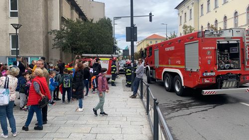 Cluj: Bărbat de 35 de ani internat la Secţia de Psihiatrie a căzut de la etajul 1 al unităţii medicale